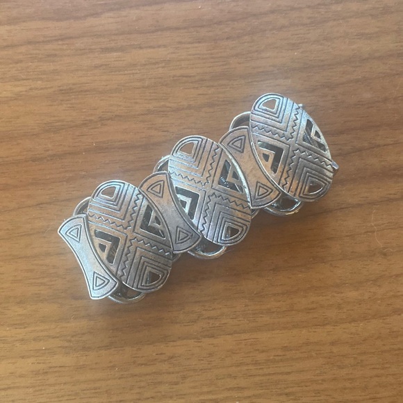 Cuff Bracelet from Vanity - Picture 2 of 2